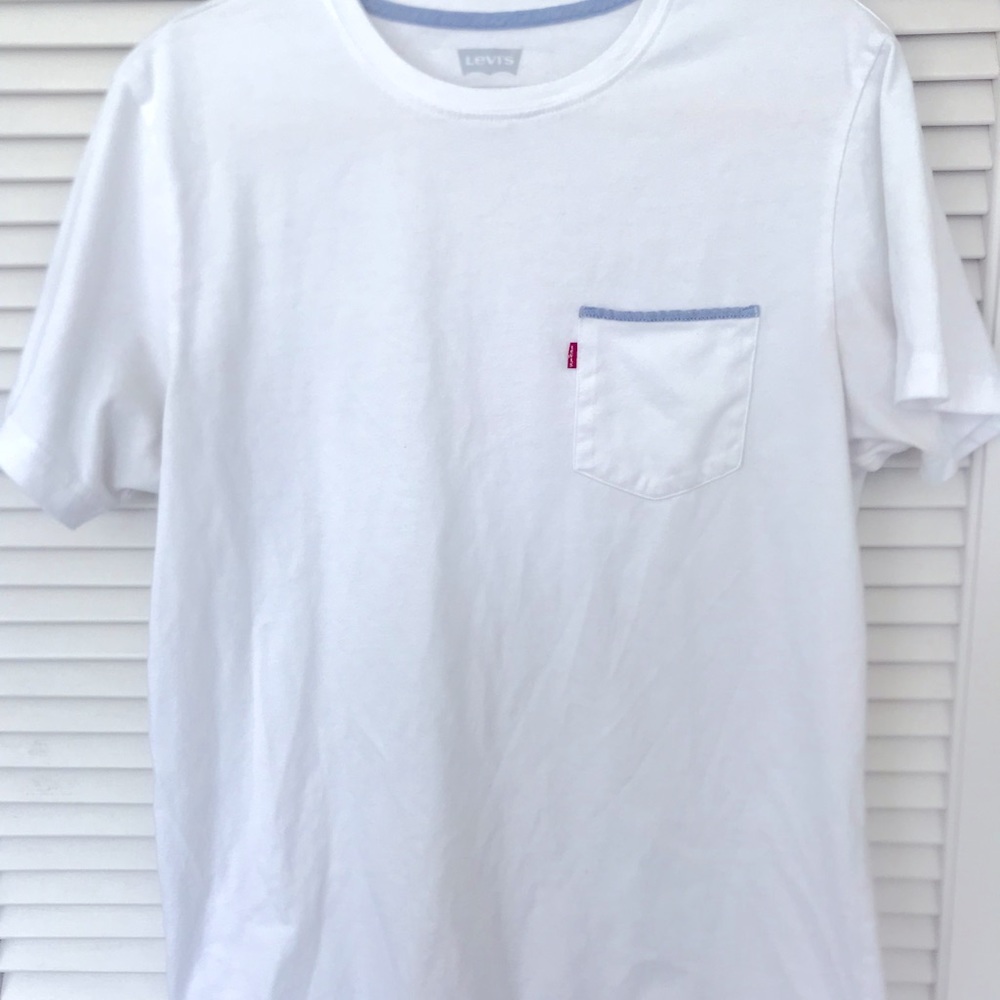 Mens Levi’s Pocket Tee Size L